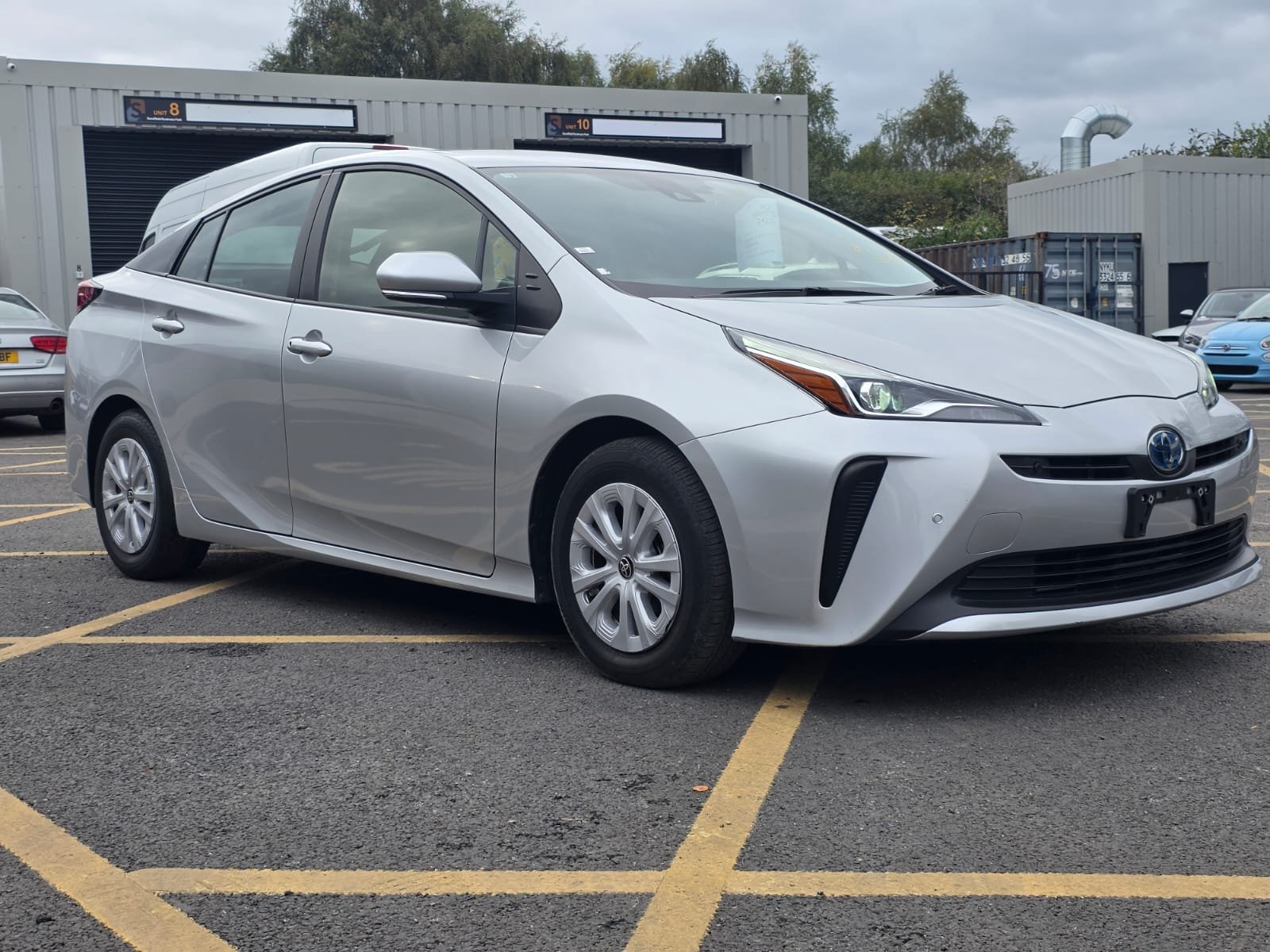 TOYOTA PRIUS - Image 3