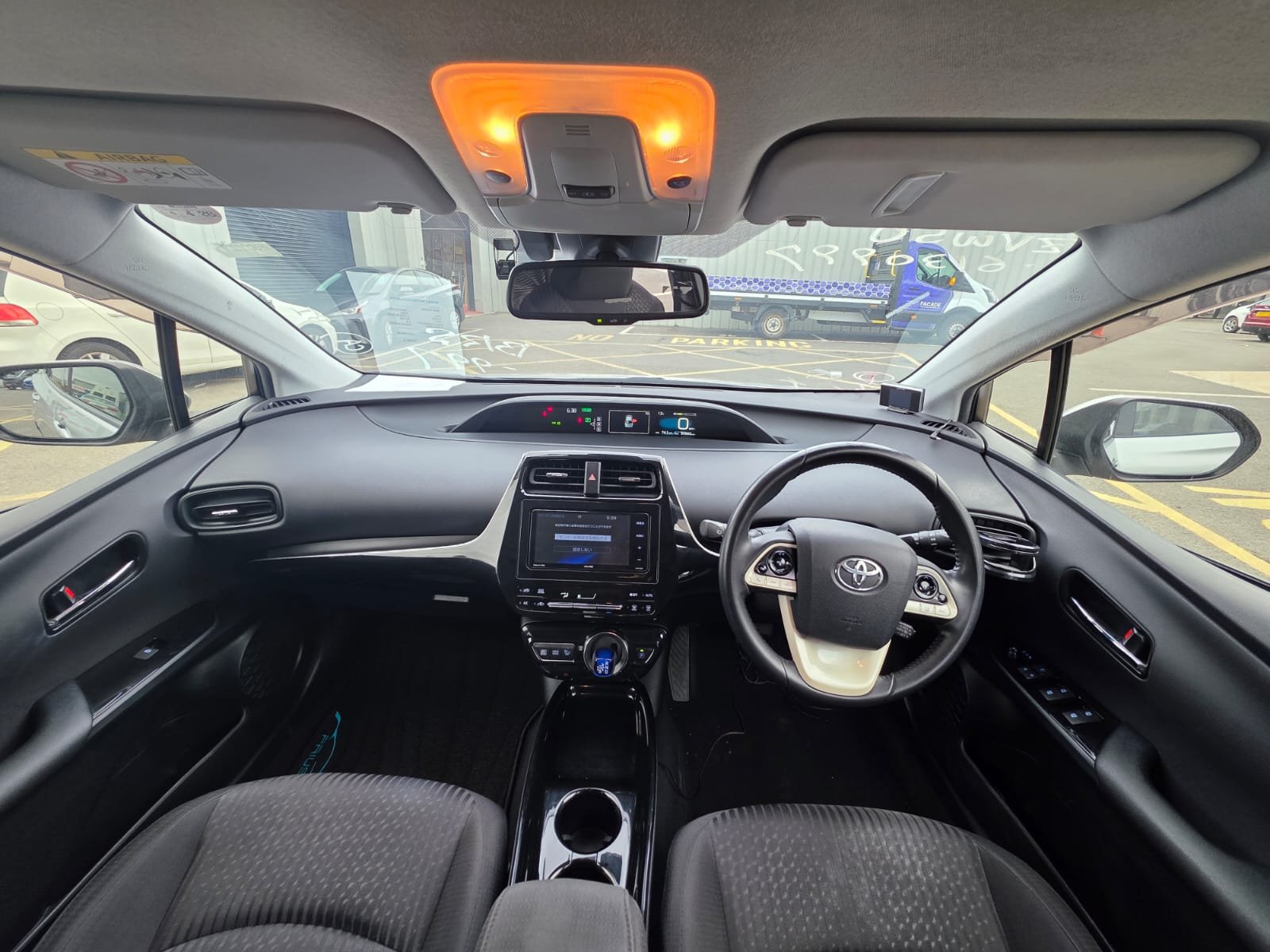 TOYOTA PRIUS - Image 7