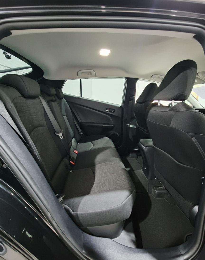 TOYOTA PRIUS - Image 8