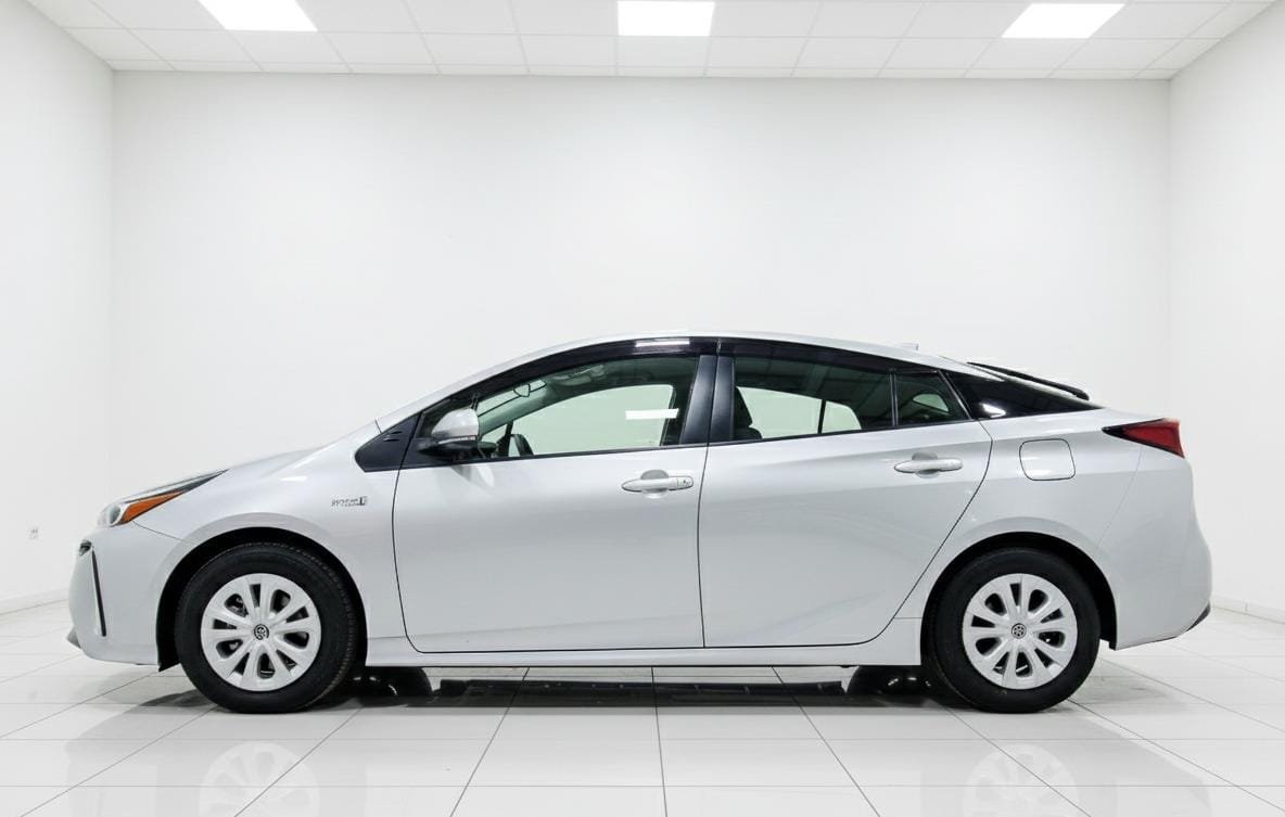 TOYOTA PRIUS - Image 2