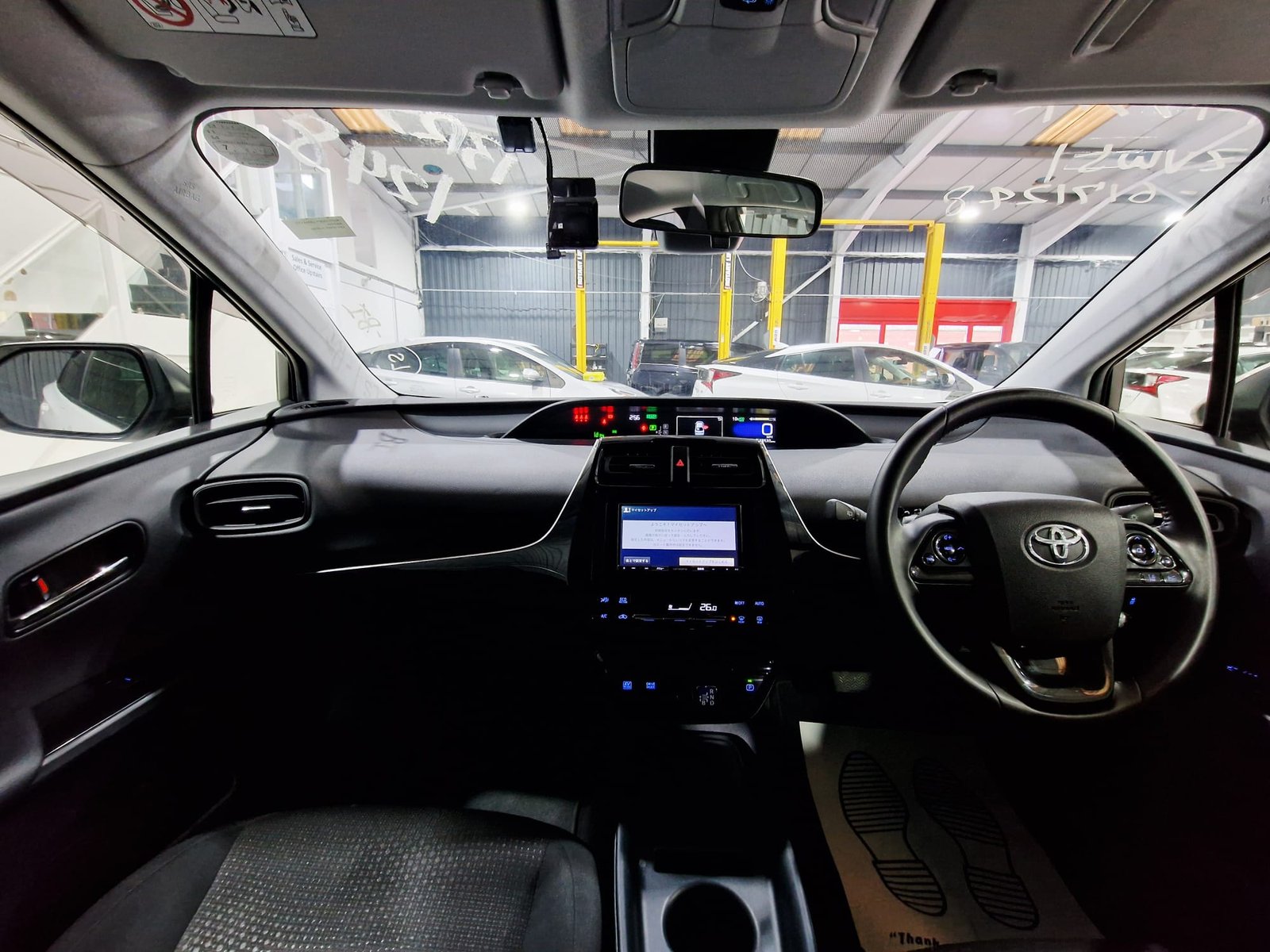 TOYOTA PRIUS - Image 6