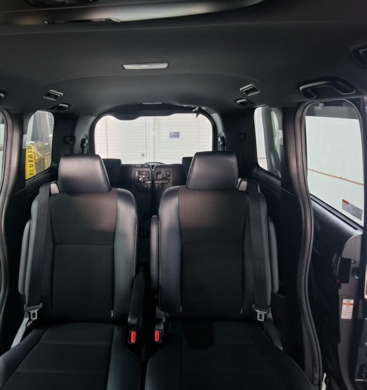 TOYOTA NOAH - Image 8