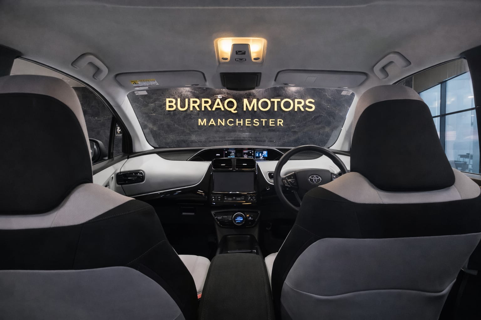 TOYOTA PRIUS - Image 6