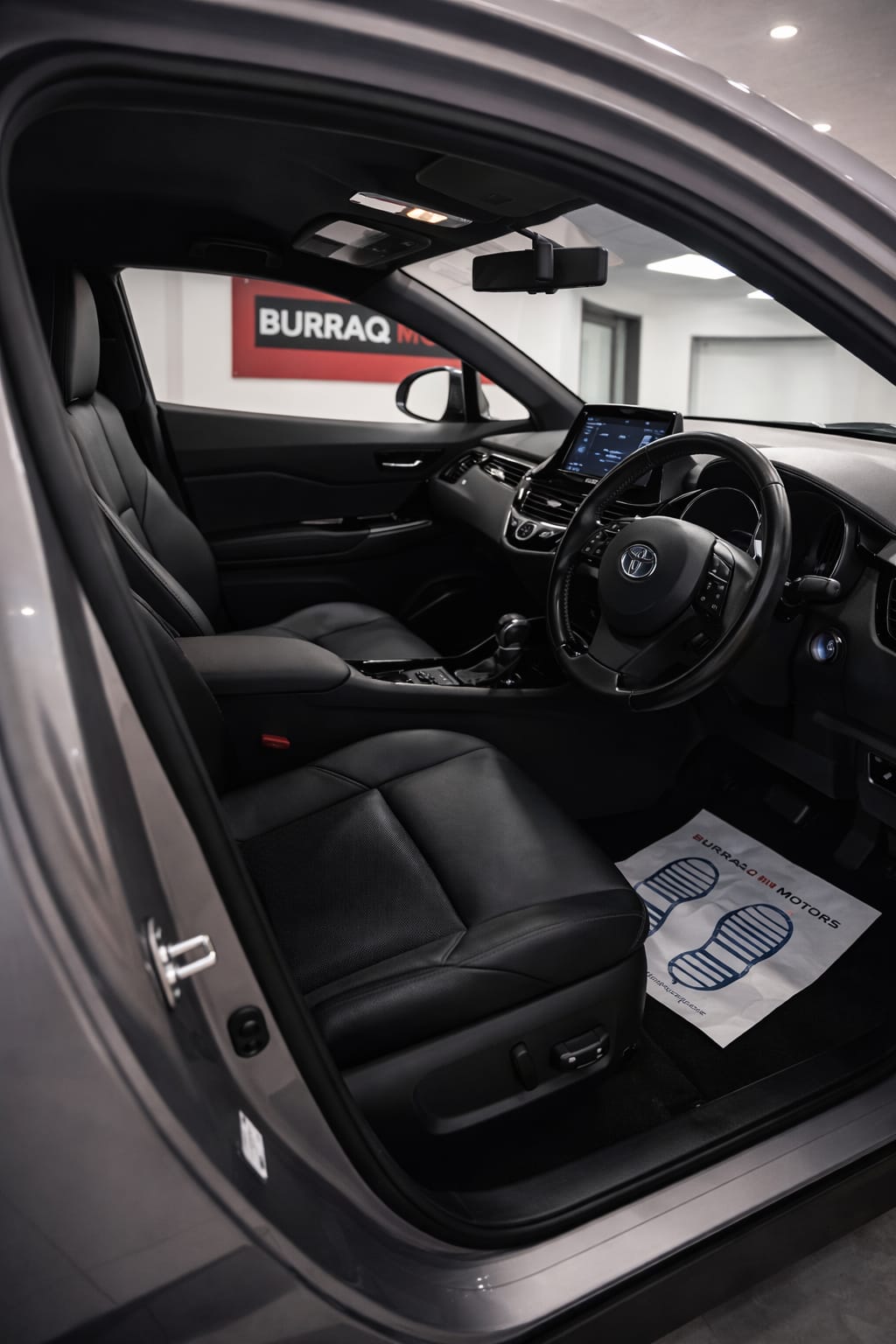TOYOTA CHR