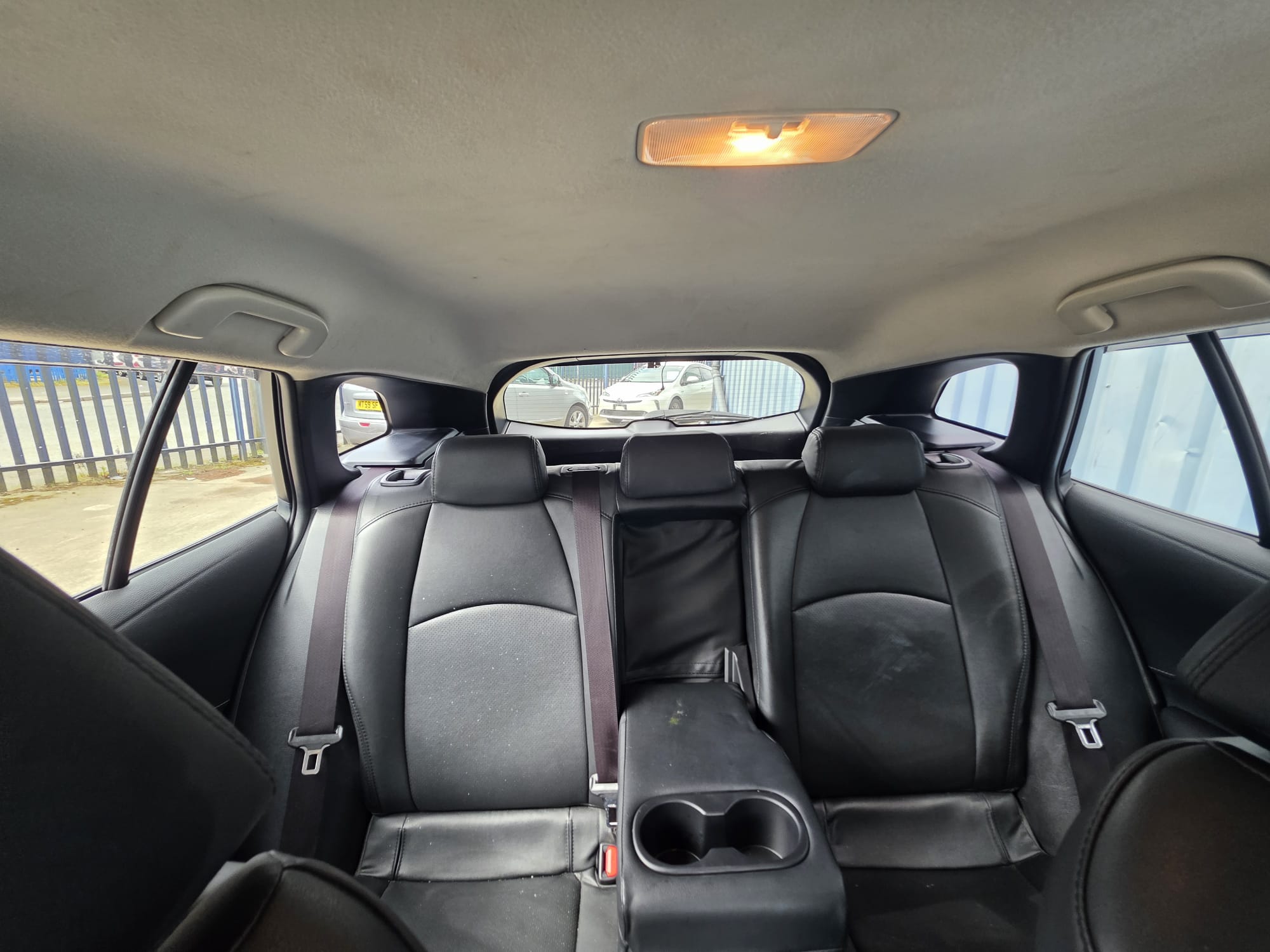 Toyota Corolla - Image 4