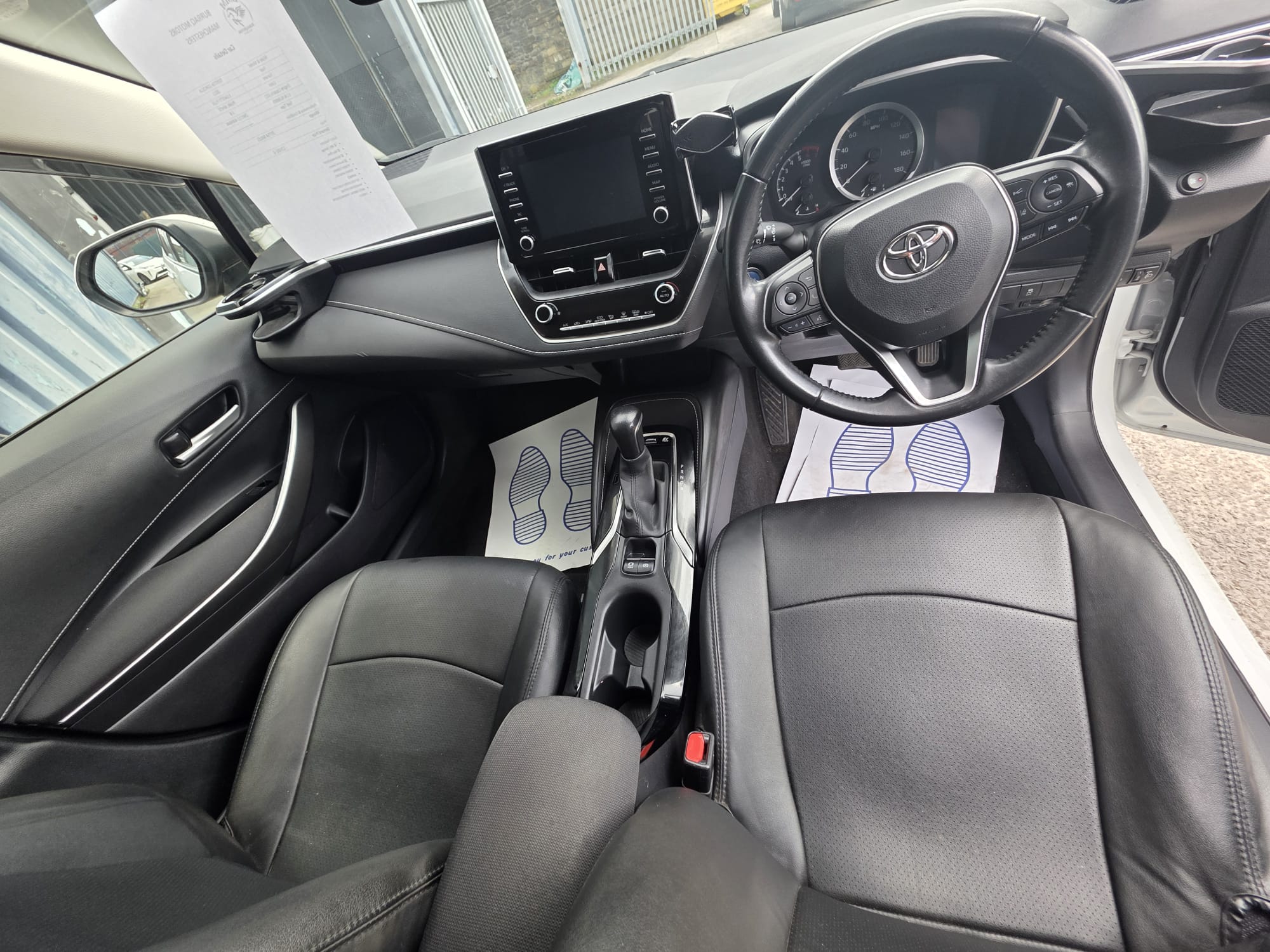 Toyota Corolla - Image 6