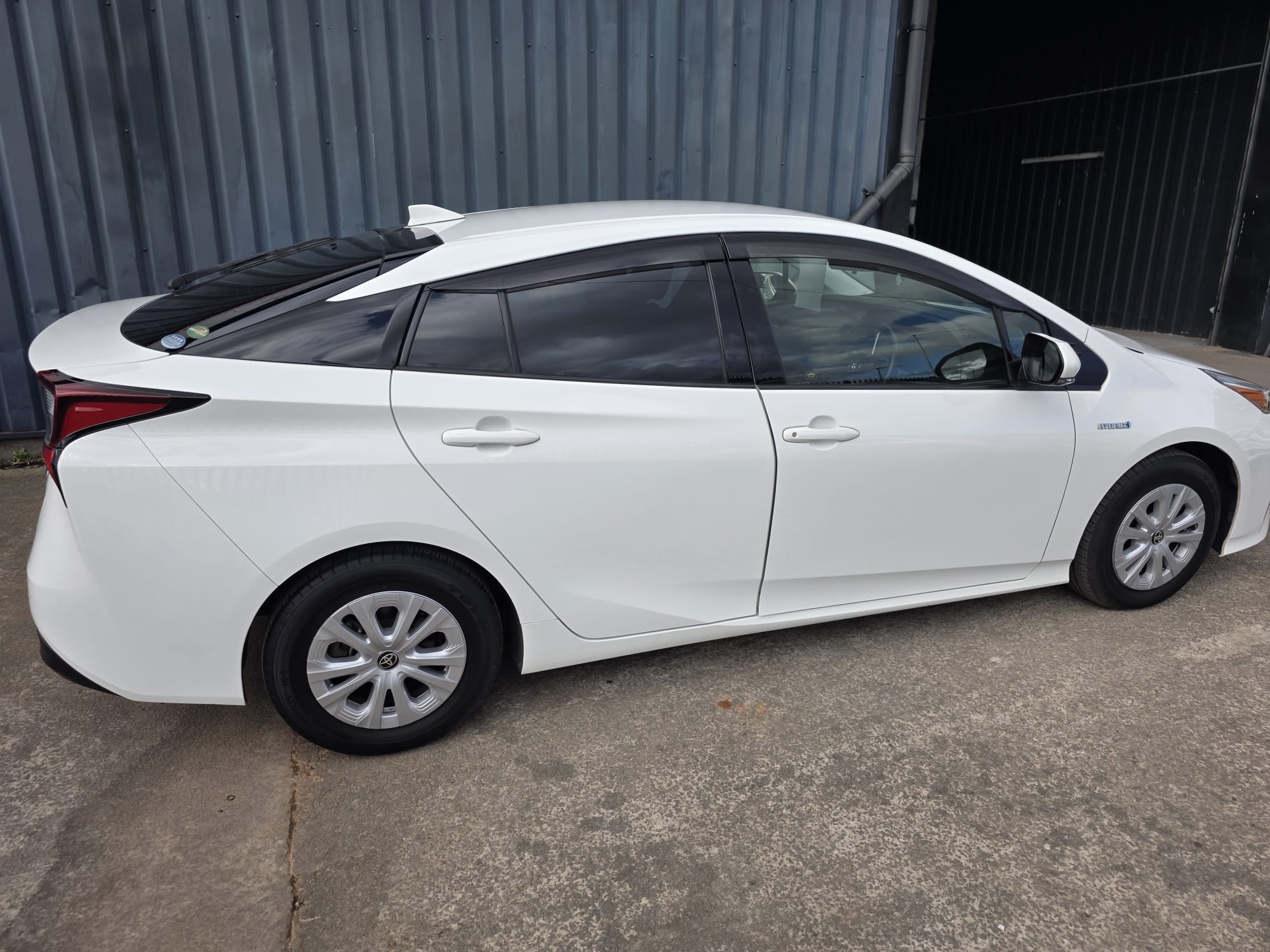 Toyota Prius - Image 2