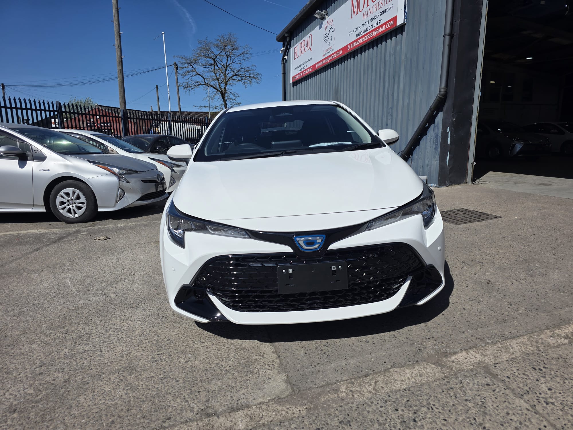 Toyota  Corolla - Image 8