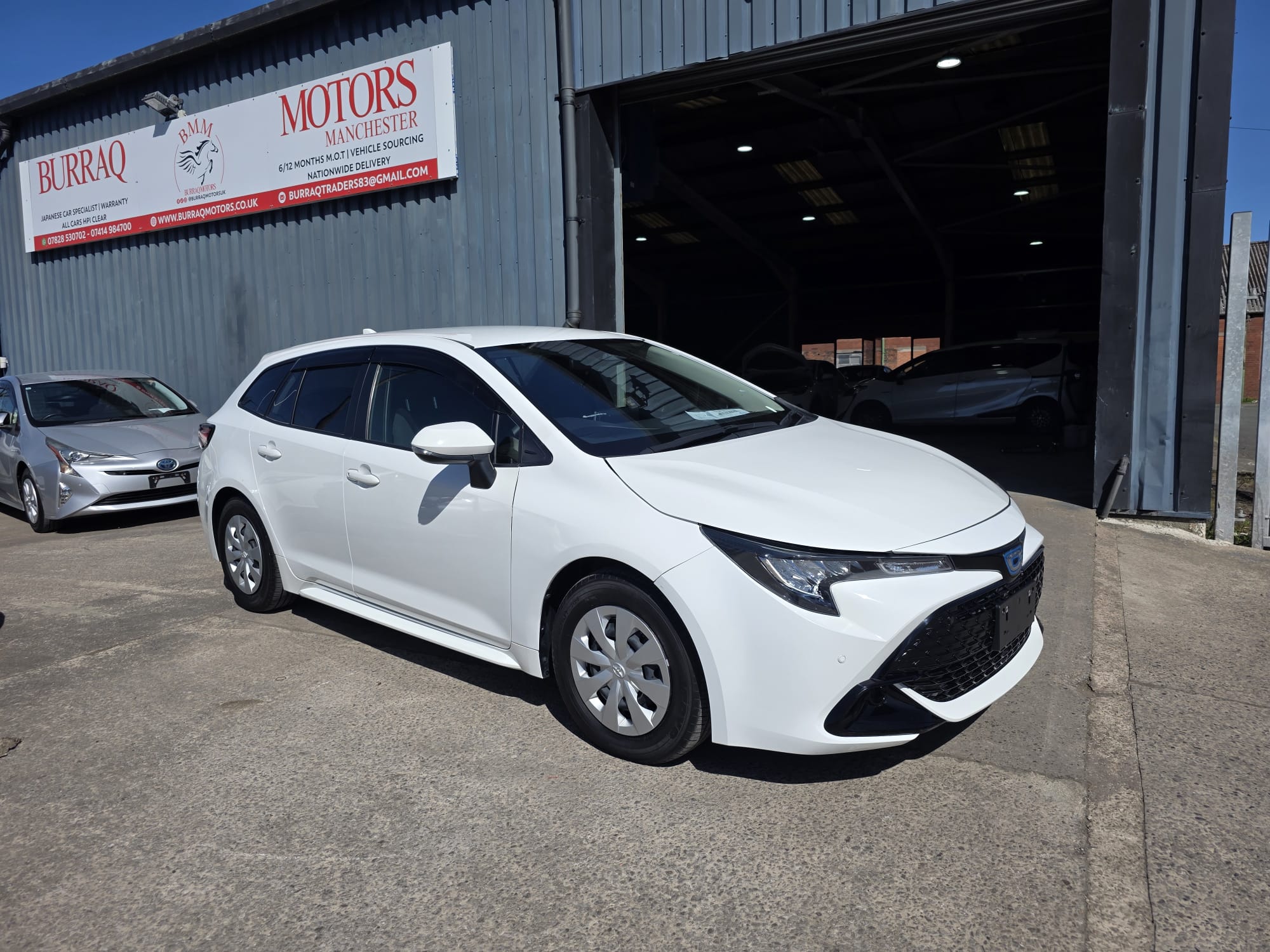 Toyota  Corolla - Image 10