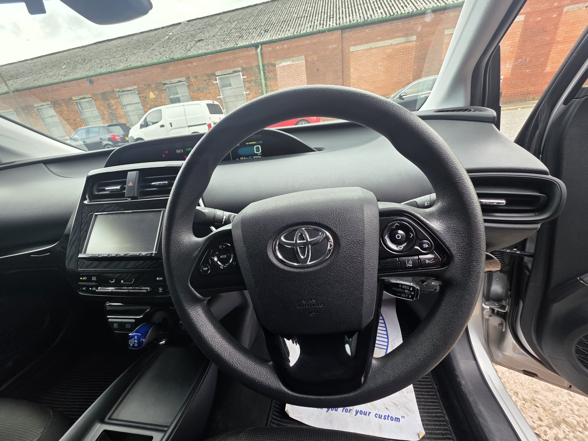 Toyota  Prius - Image 6