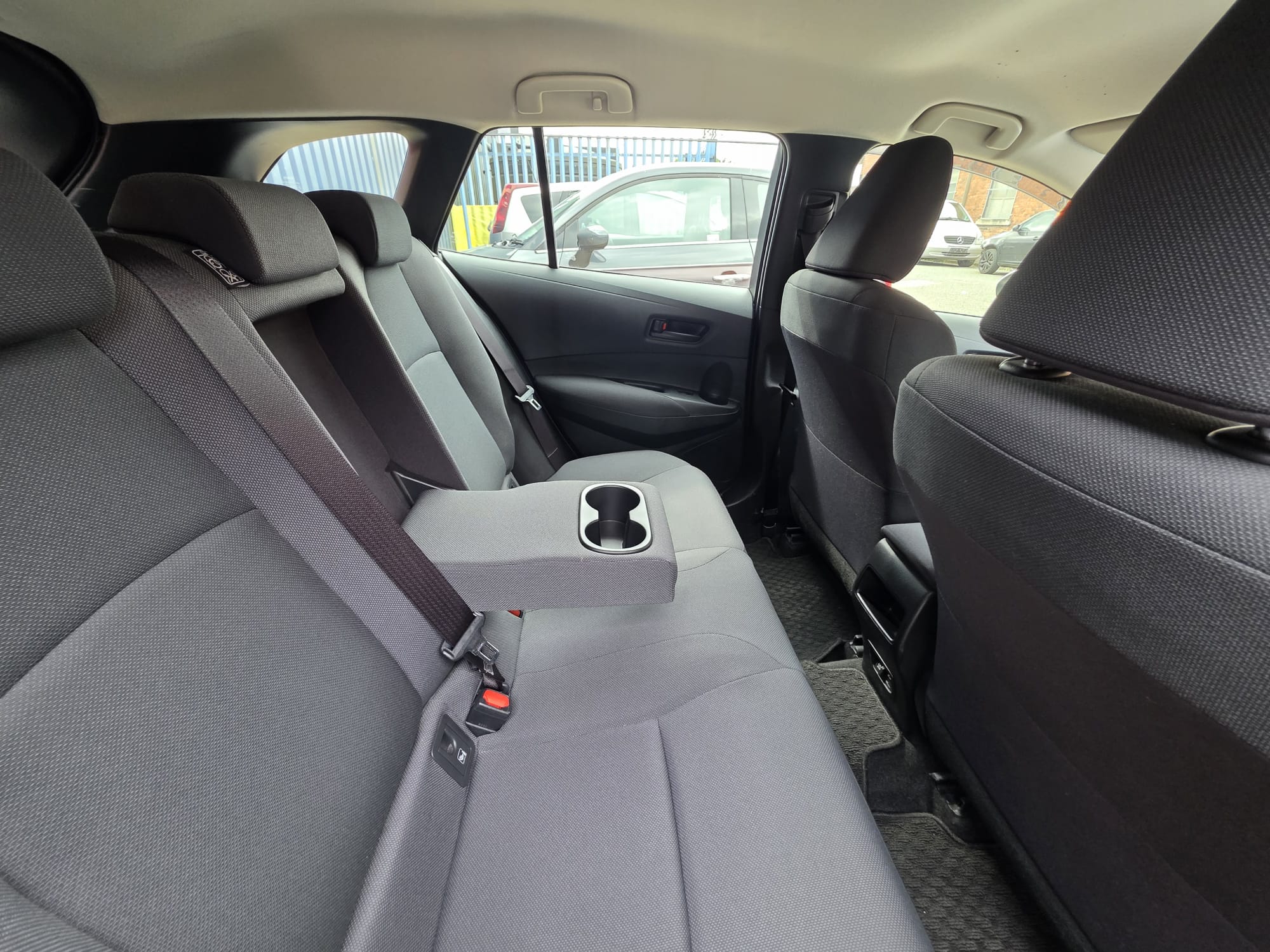 Toyota  Corolla - Image 7