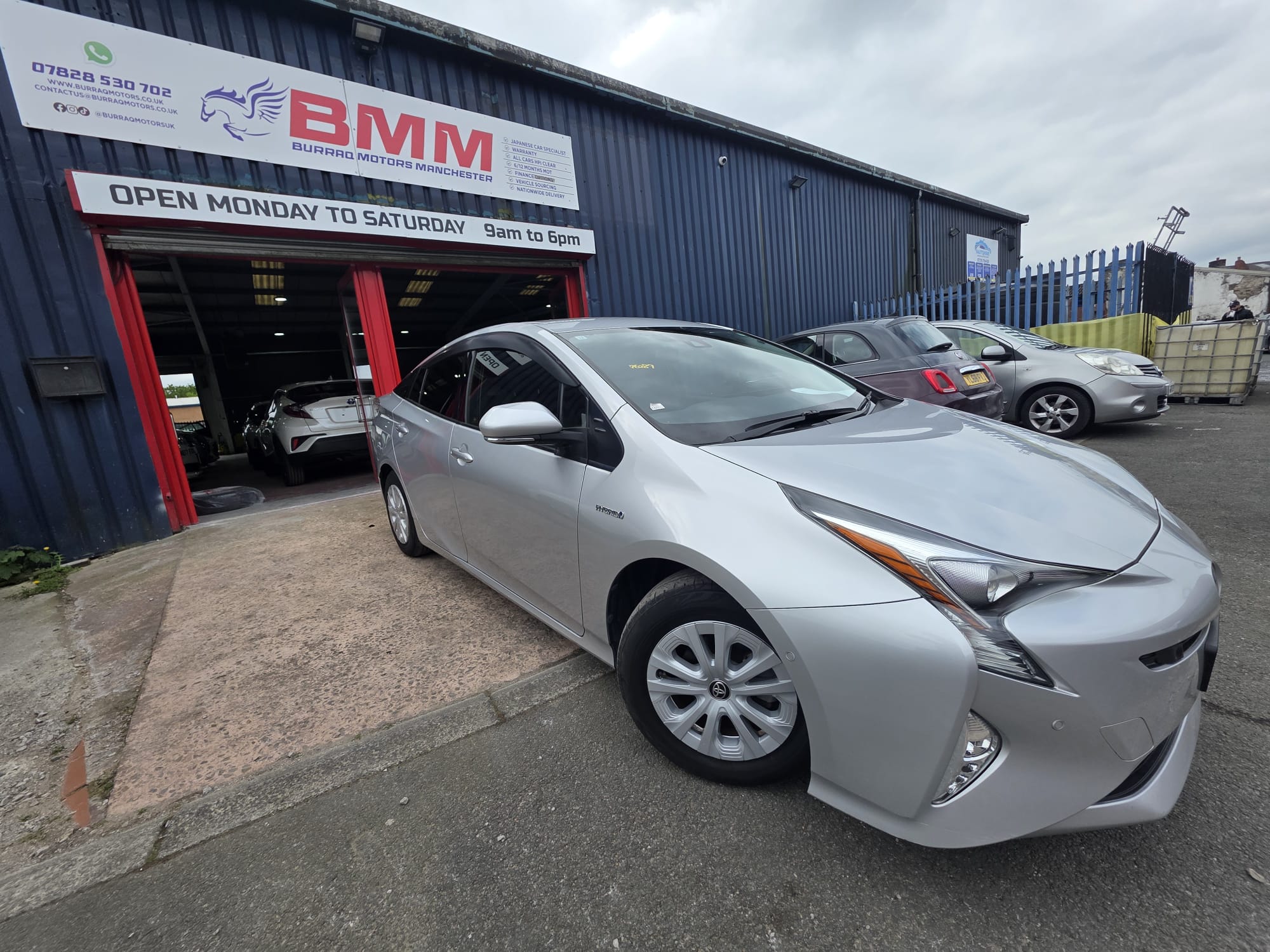 Toyota  Prius - Image 7