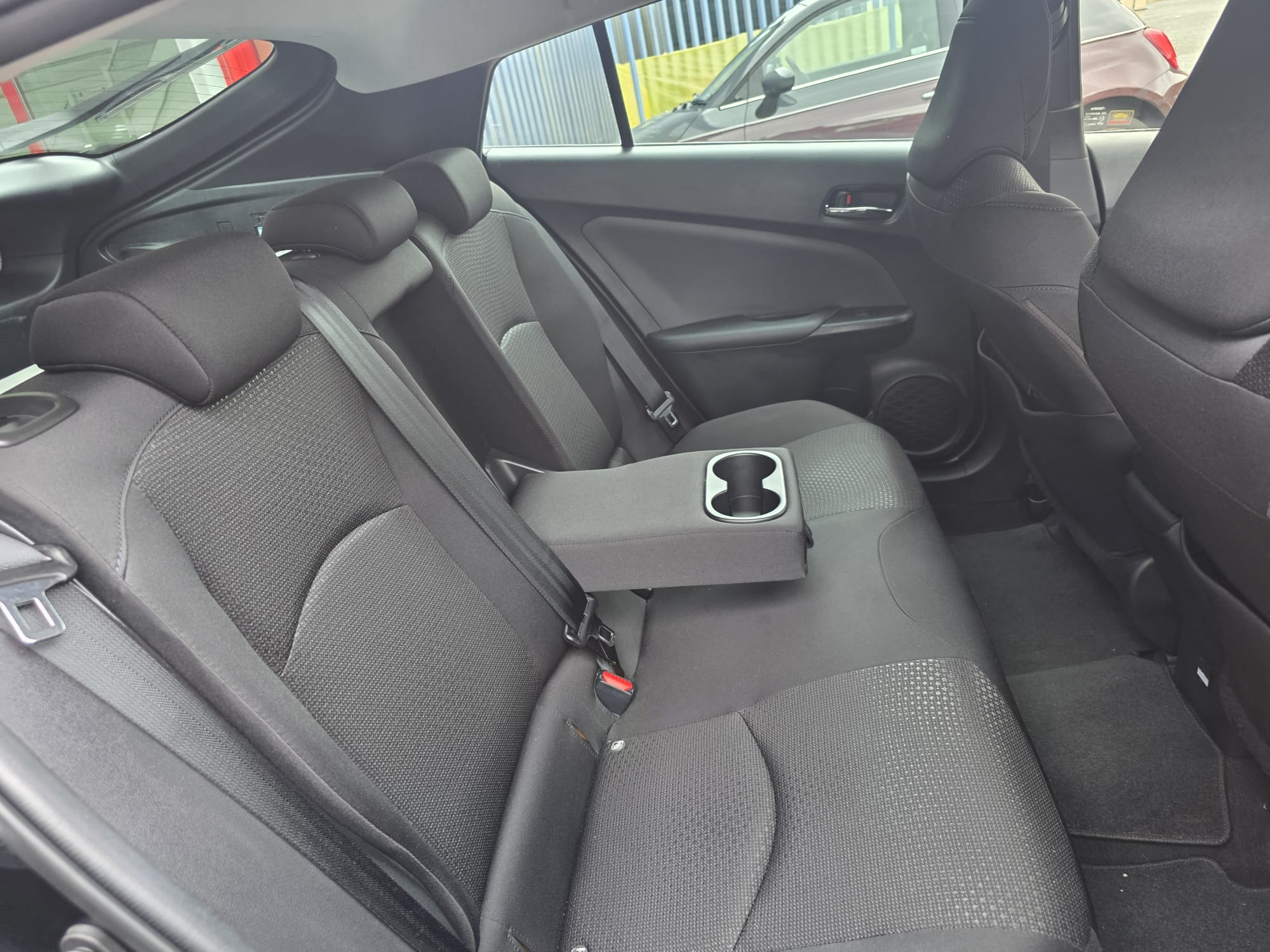 Toyota  Prius - Image 3