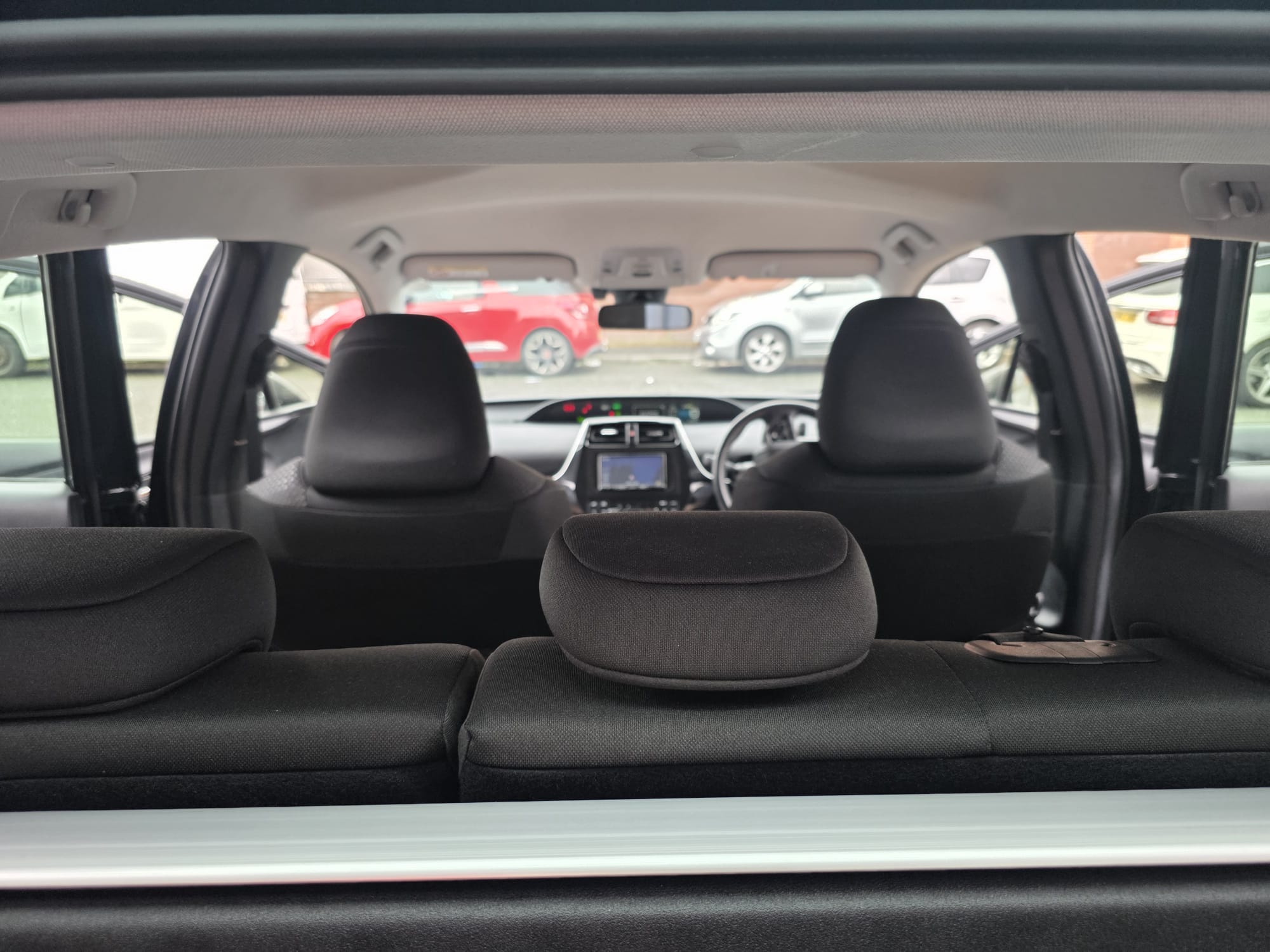 Toyota  Prius - Image 7