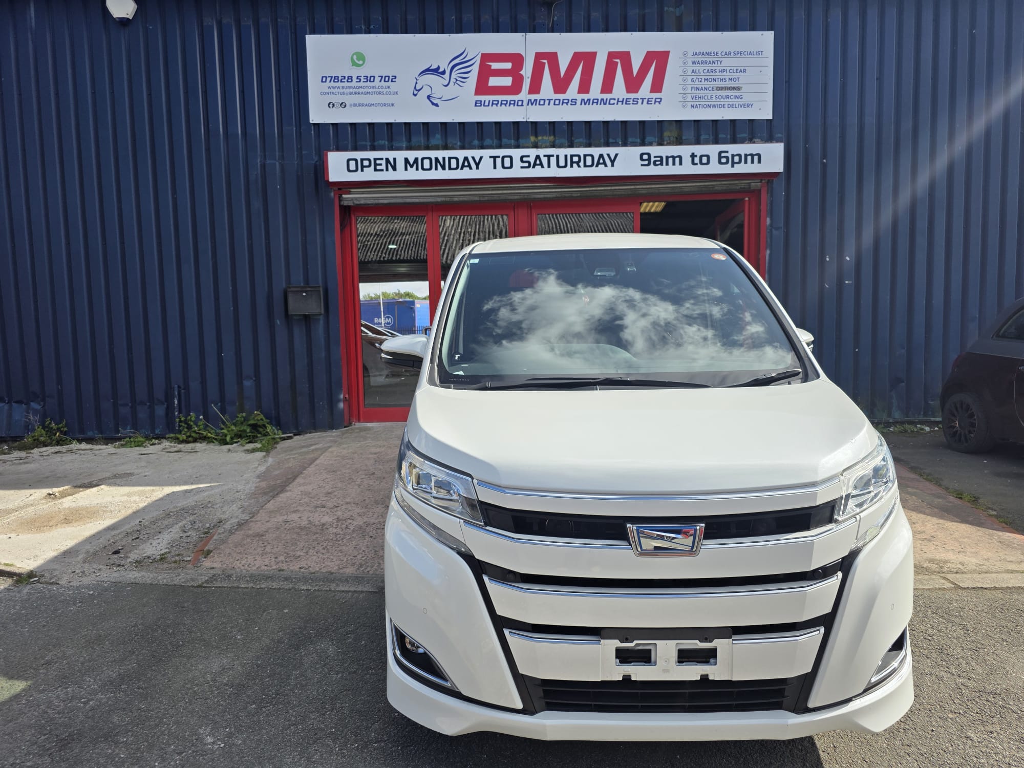 Toyota  Noah
