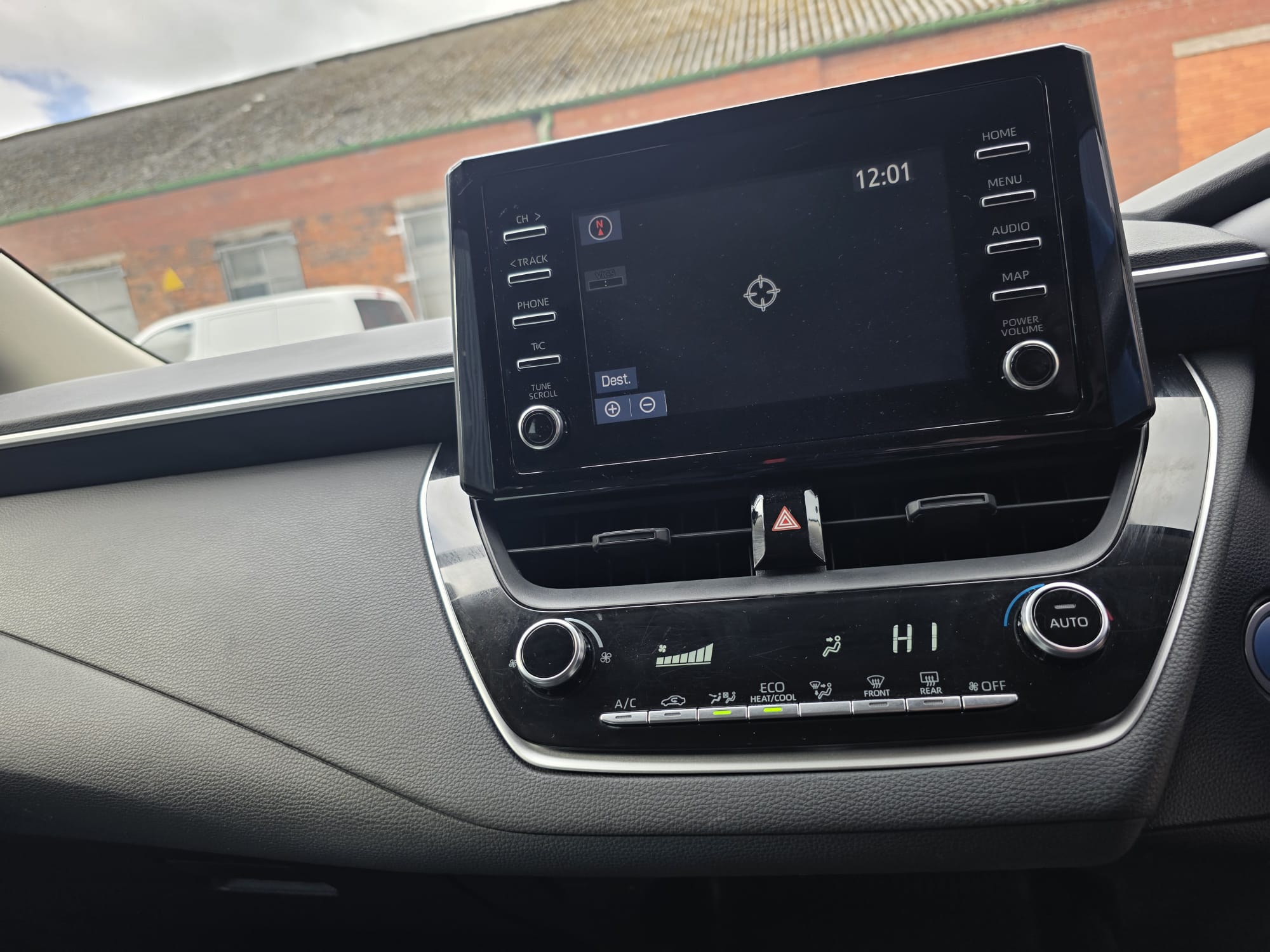 Toyota  Corolla - Image 2