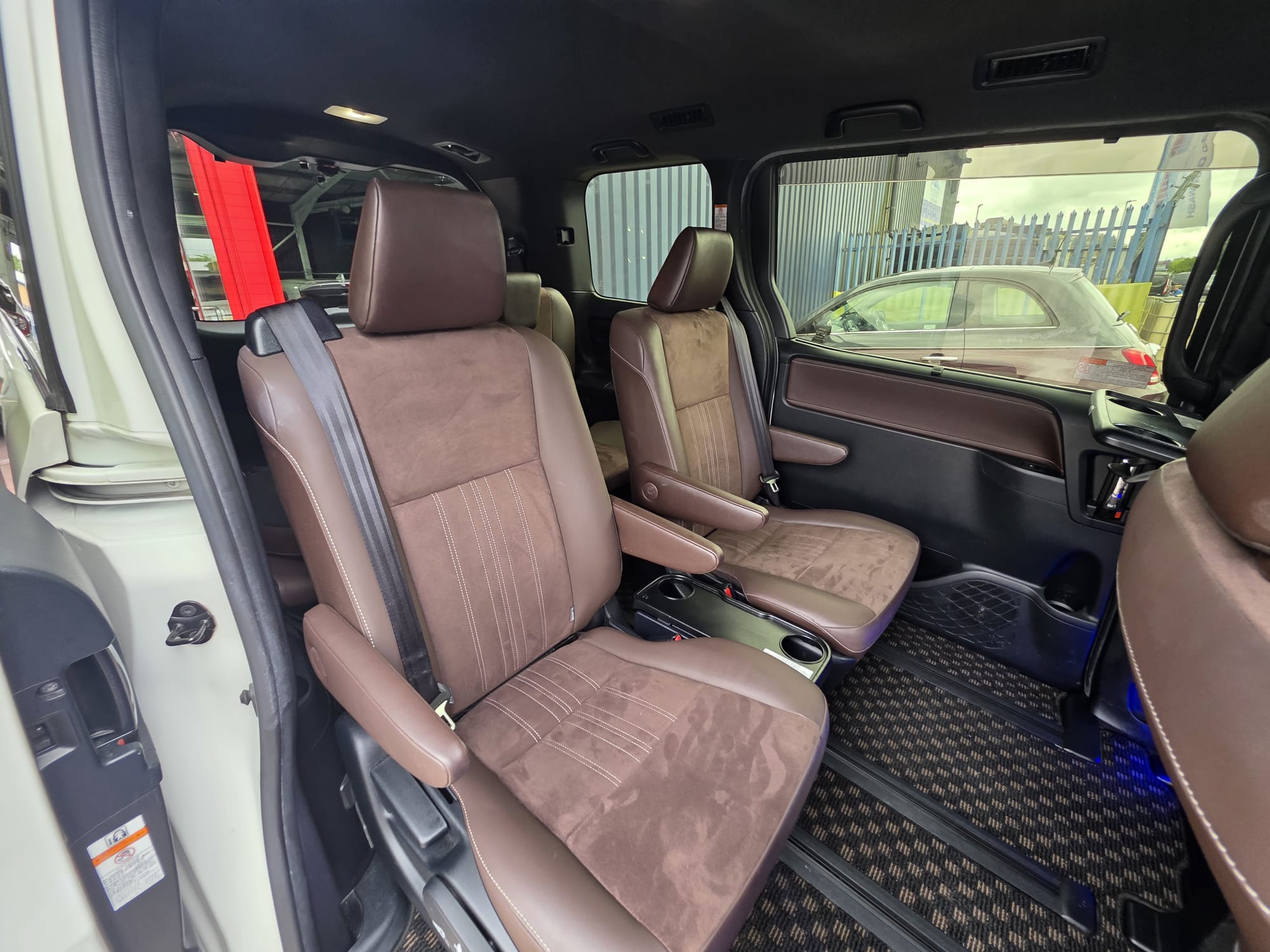 Toyota  ESQUIRE - Image 5