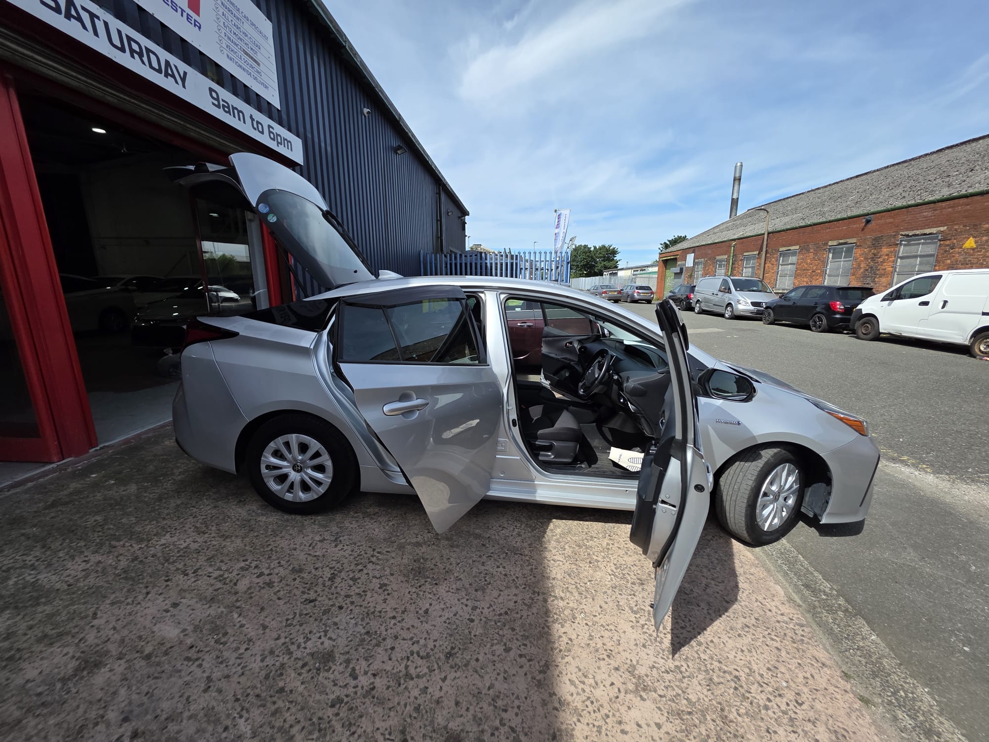 Toyota  Prius