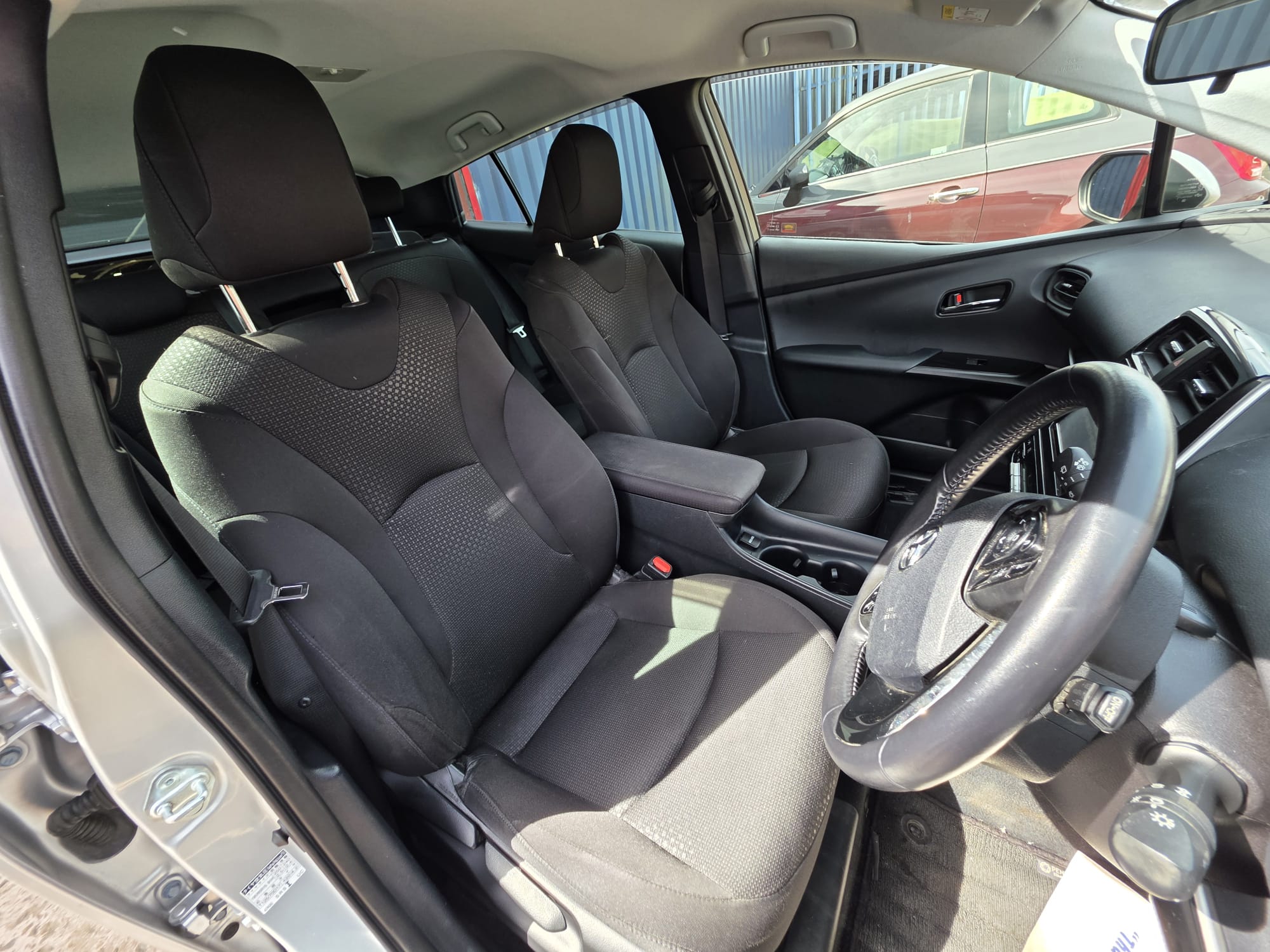 Toyota  Prius - Image 4
