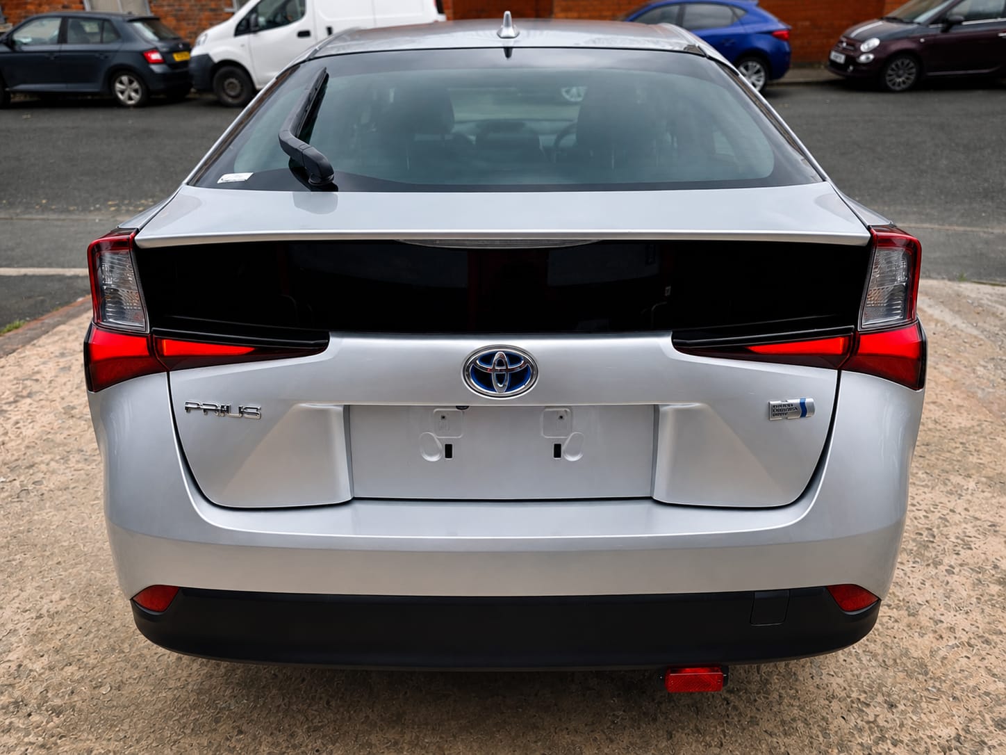 Toyota Prius - Image 5
