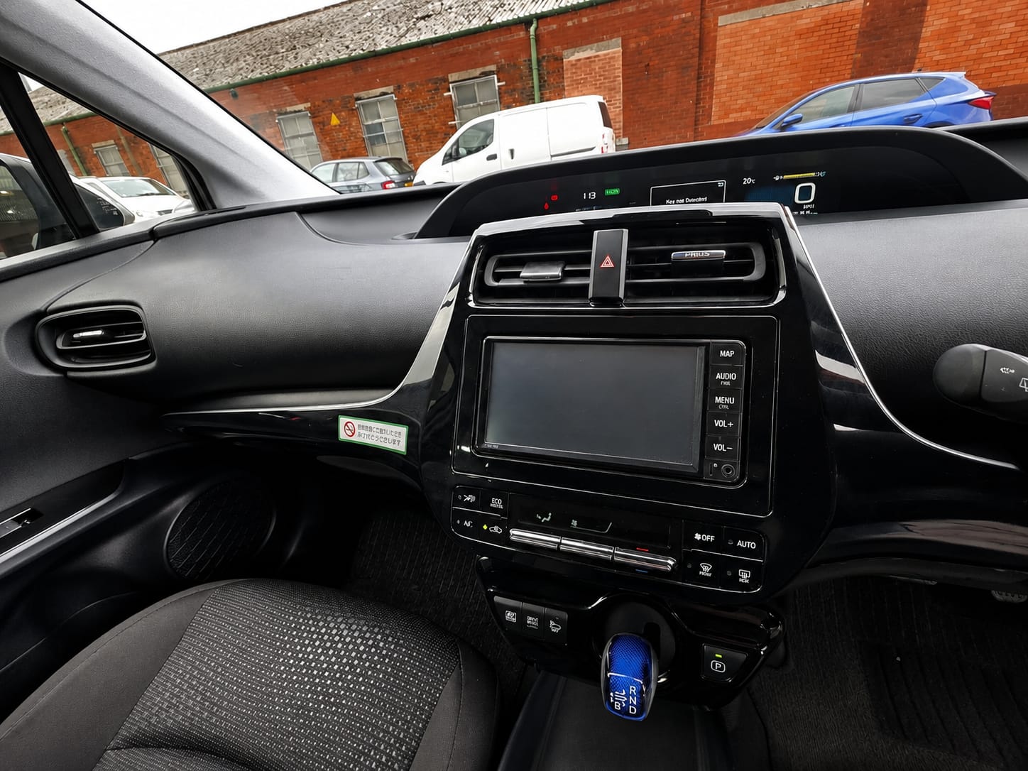 Toyota Prius - Image 6