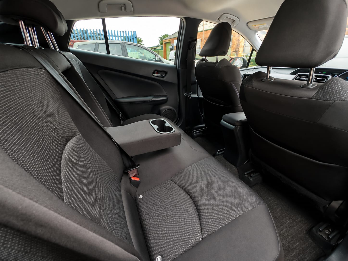 Toyota Prius - Image 9