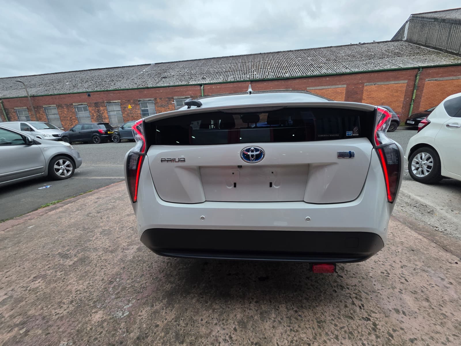 Toyota Prius - Image 5