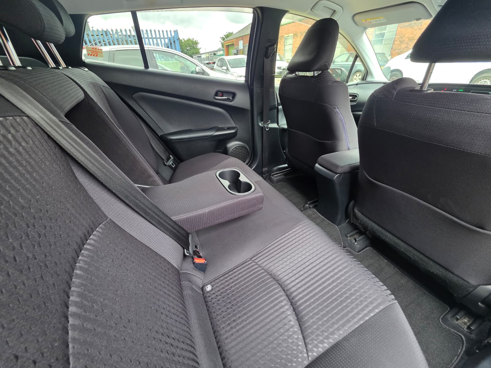 Toyota Prius - Image 6