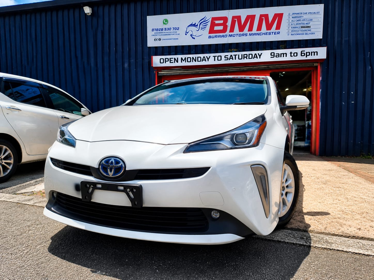 Toyota Prius - Image 4