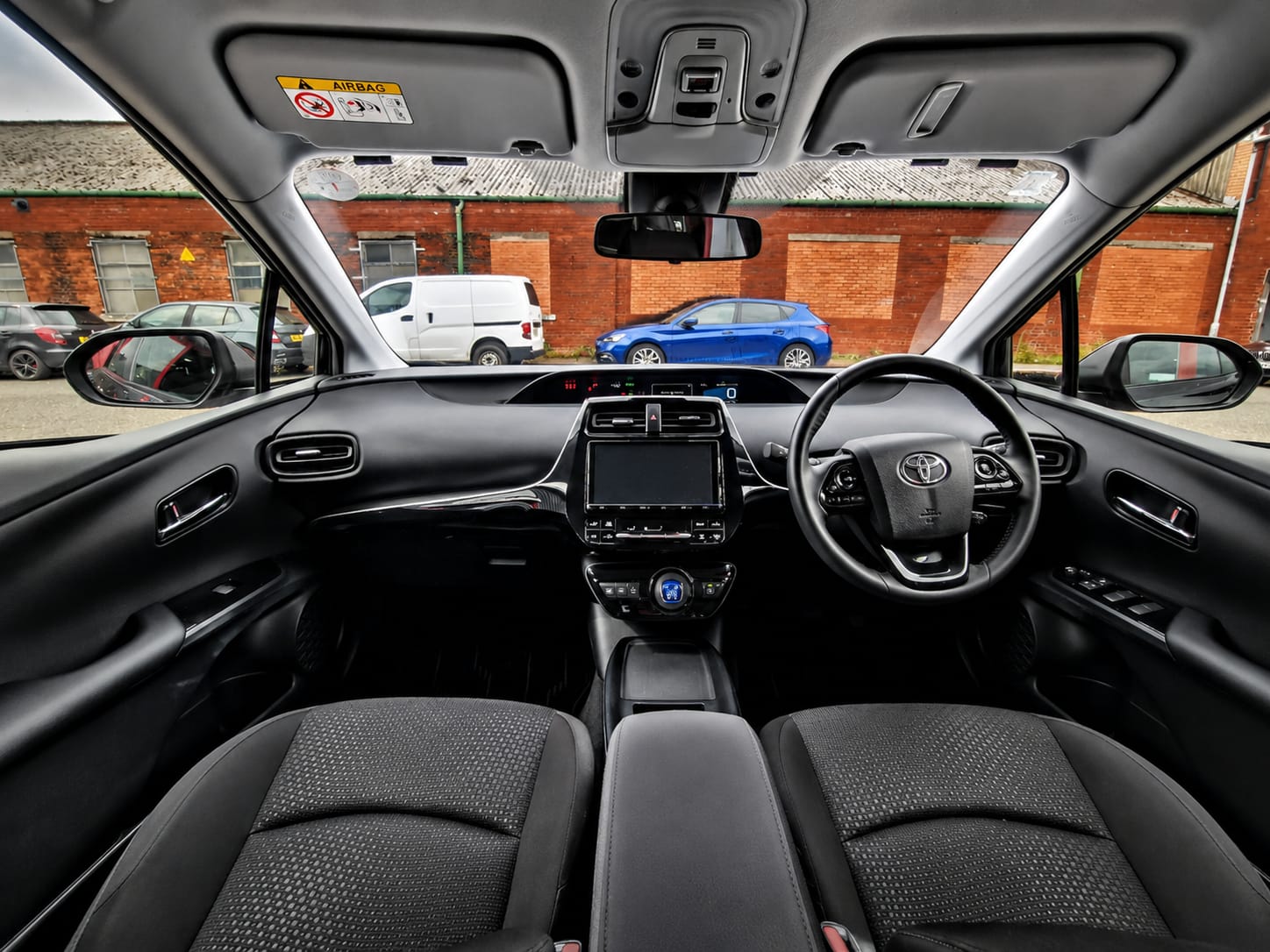 Toyota Prius - Image 6