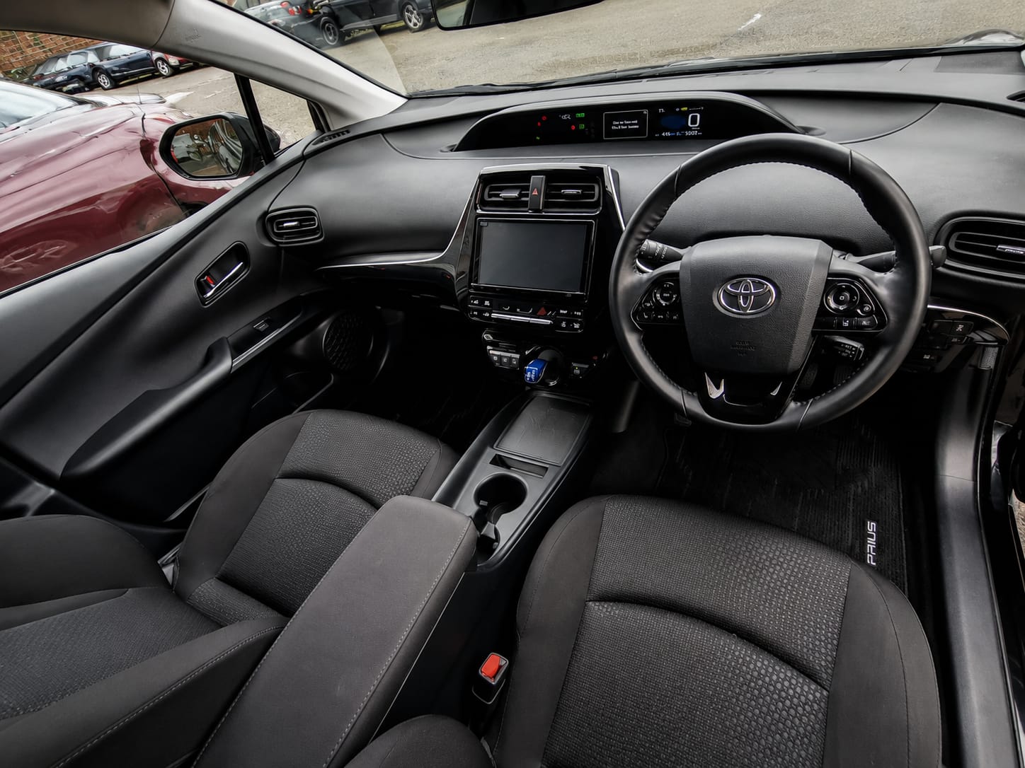Toyota Prius - Image 7