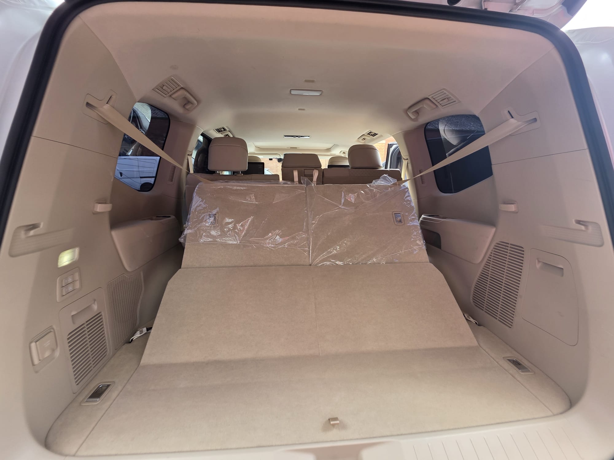 Toyota Land Cruiser 3.5 ZX - Image 7