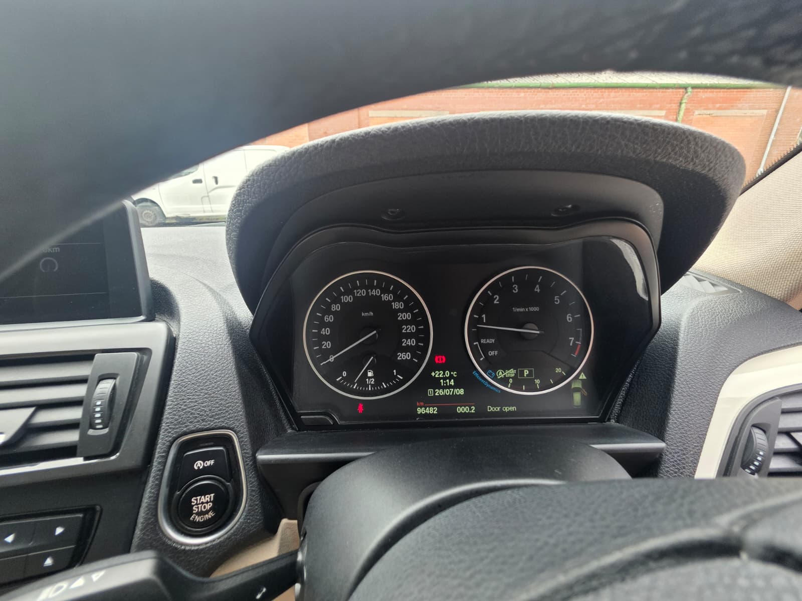 BMW 116i - Image 8