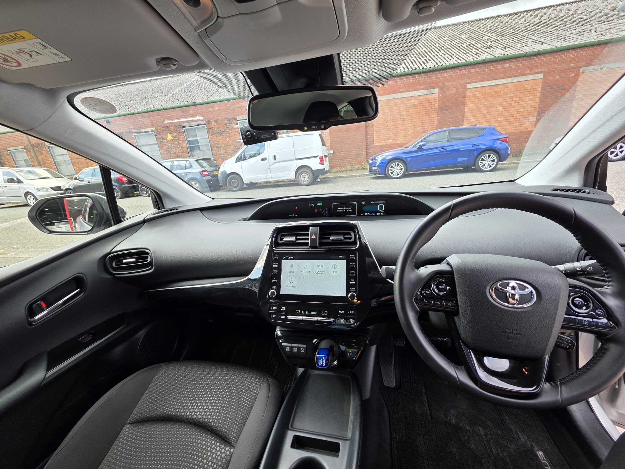 Toyota Prius - Image 6