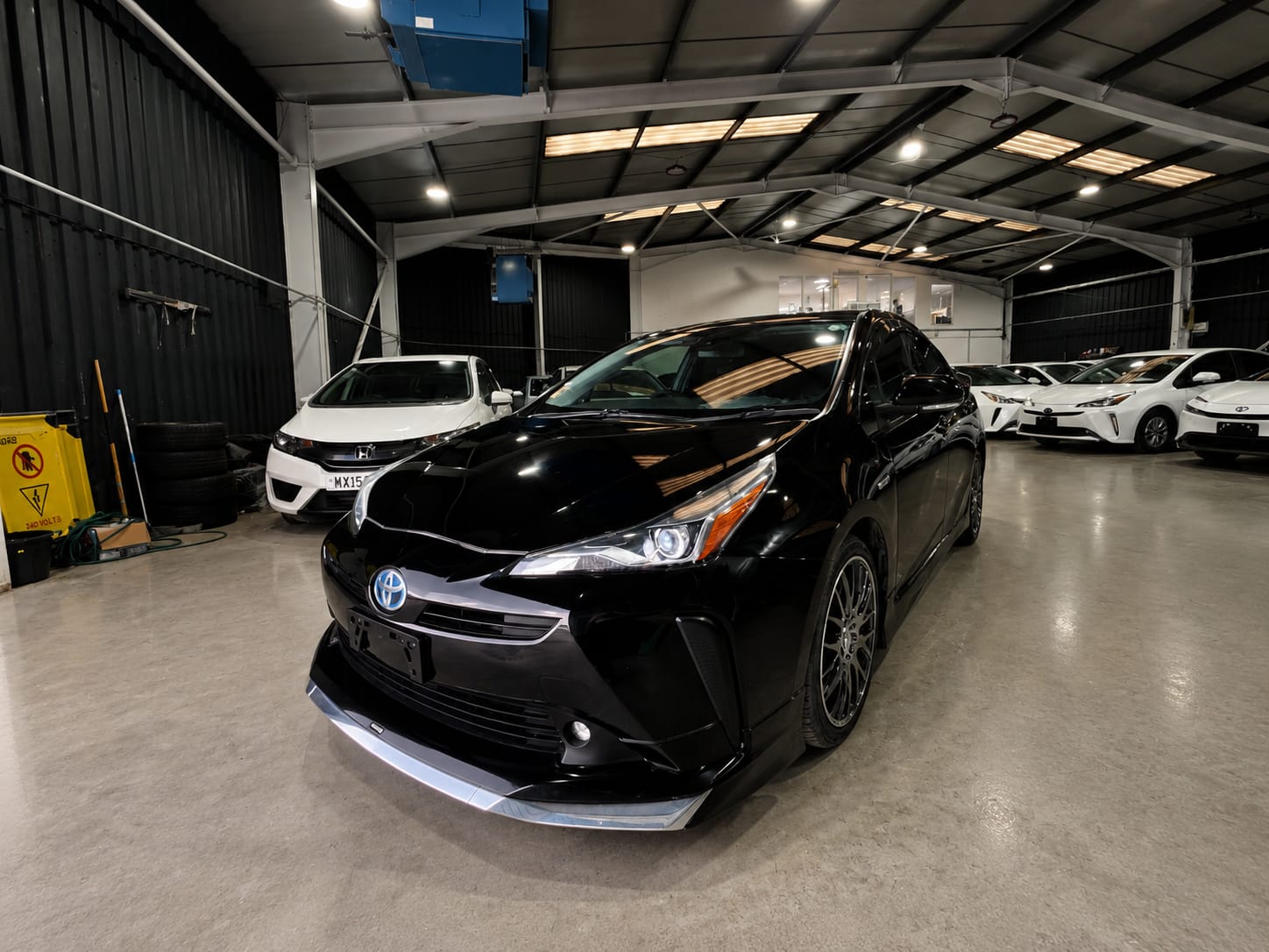 TOYOTA PRIUS  - Image 3