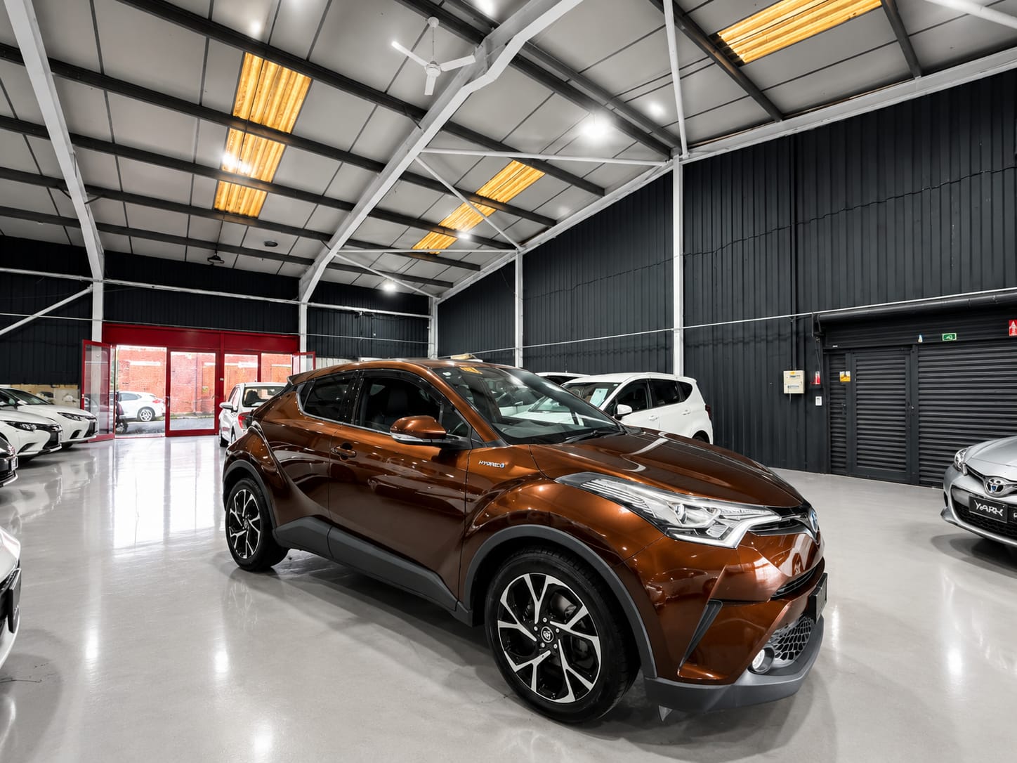 TOYOTA C-HR - Image 2