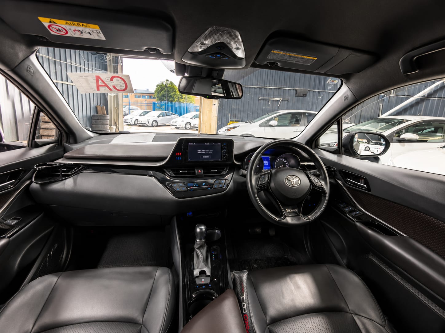 TOYOTA C-HR - Image 6