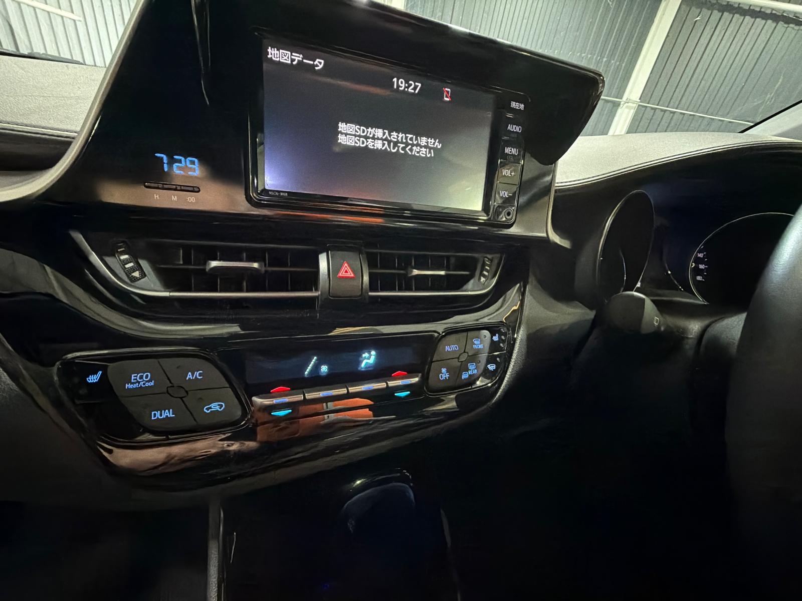 TOYOTA C-HR - Image 10